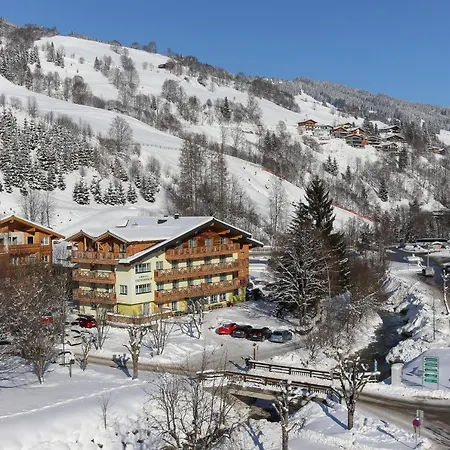 Hotel Oberdanner Saalbach-Hinterglemm