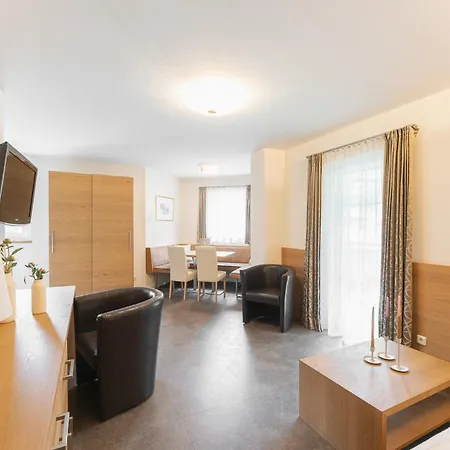 Hotel Arbor &