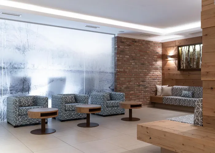 Arbor & מלון זאלבך הינטרגלם